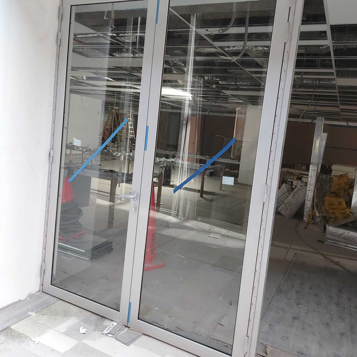 Puertas batientes MBL46